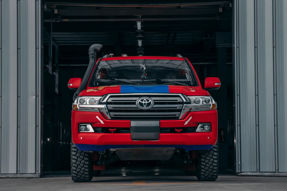 suv_front_toyota